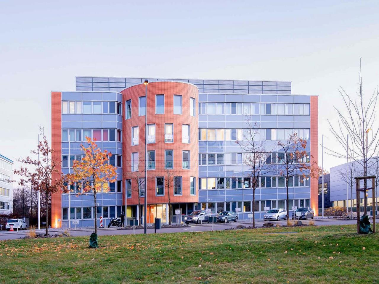 Peter Müller Straße 20