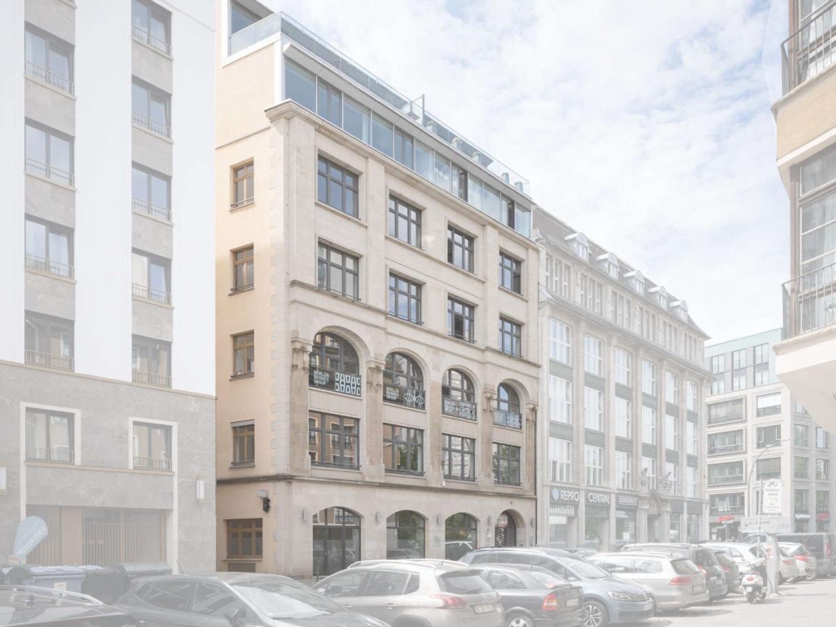 WALLSTRASSE_CALEUS_a (002)